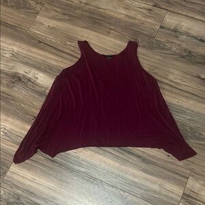 Women's Burgundy Sleeveless Top
